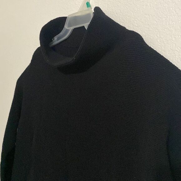 FREE PEOPLE Women’s Black Knitted Cotton/Nylon/Elastane Blend Oversized Sweater - Picture 7 of 9